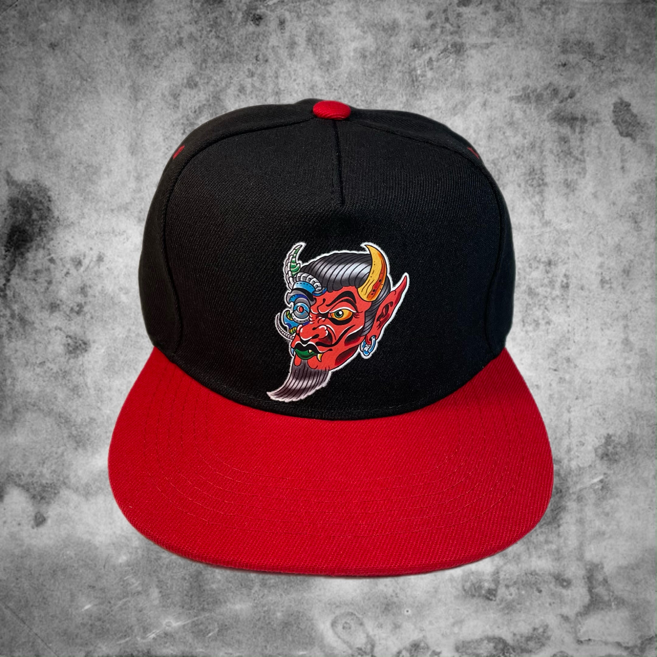 Gorra Jockey CYBORG DEVIL - Negro visera roja