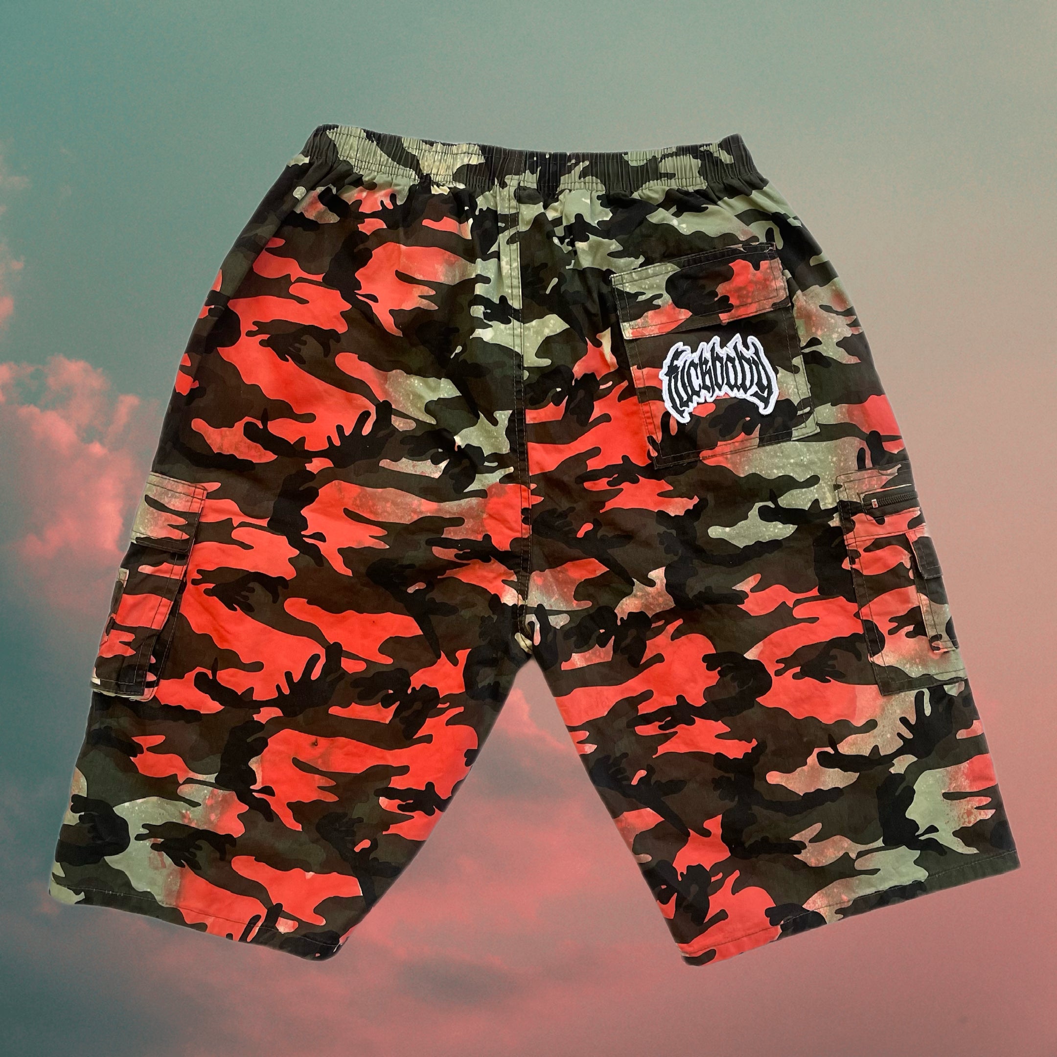 Bermuda Short, modelo MILITAR PUNK - RISING diseño único