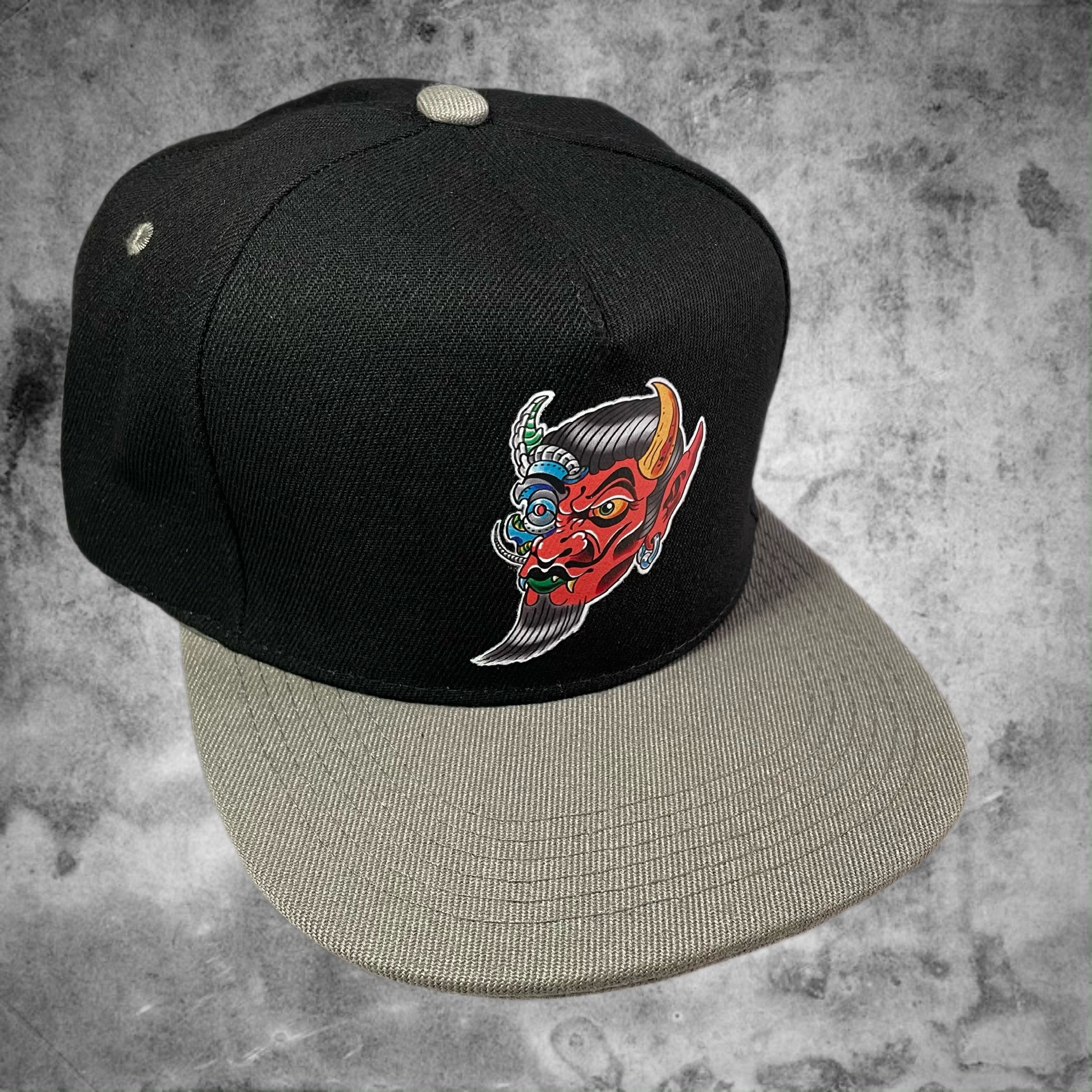 Gorra Jockey CYBORG DEVIL - Negro visera gris