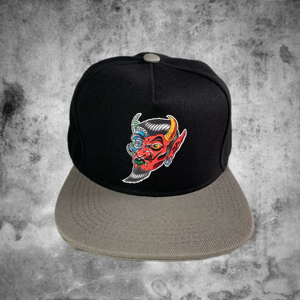 Gorra Jockey CYBORG DEVIL - Negro visera gris